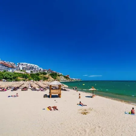 アパート Horizon 5 'a'